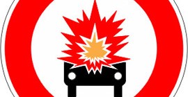 Accès-interdit-aux-véhicules-transportant-des-marchandises-explosives-ou-facilement-inflammables